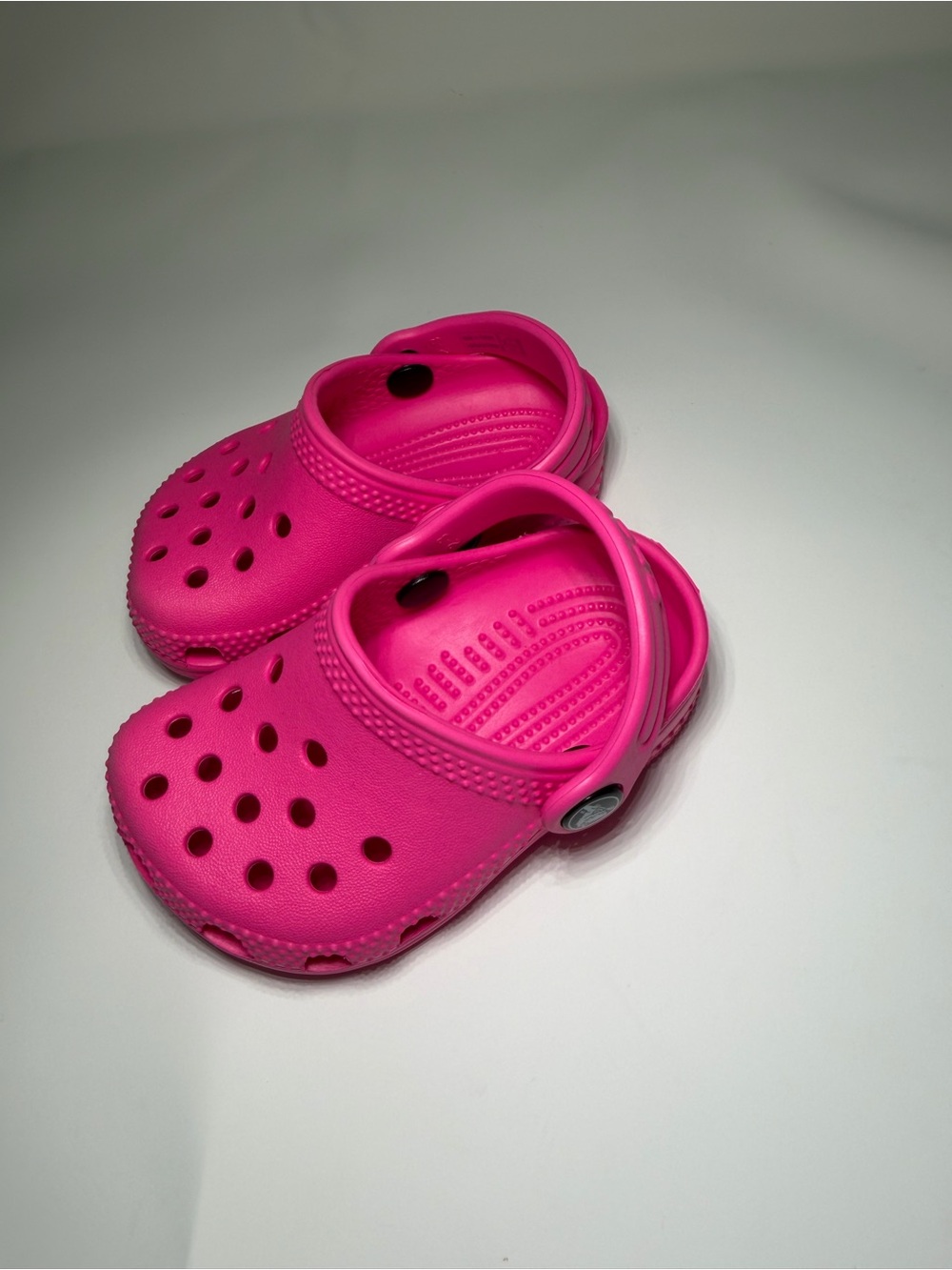 CROCS Kids Bubblegum Pink Classic Clog Sandals